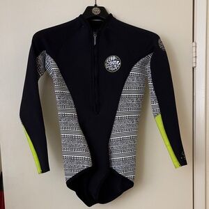 Woman’s Rip Curl Wet Suit